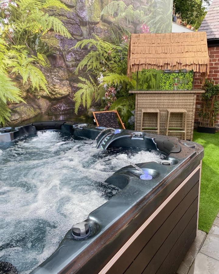 Dawns House Cromford, Peak District, Hot Tub, For 6 - Stunning Views Lejlighed Eksteriør billede